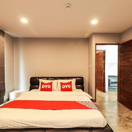 Oyo 150 3Q Chiangmai Residence Chiang Mai Luaran gambar